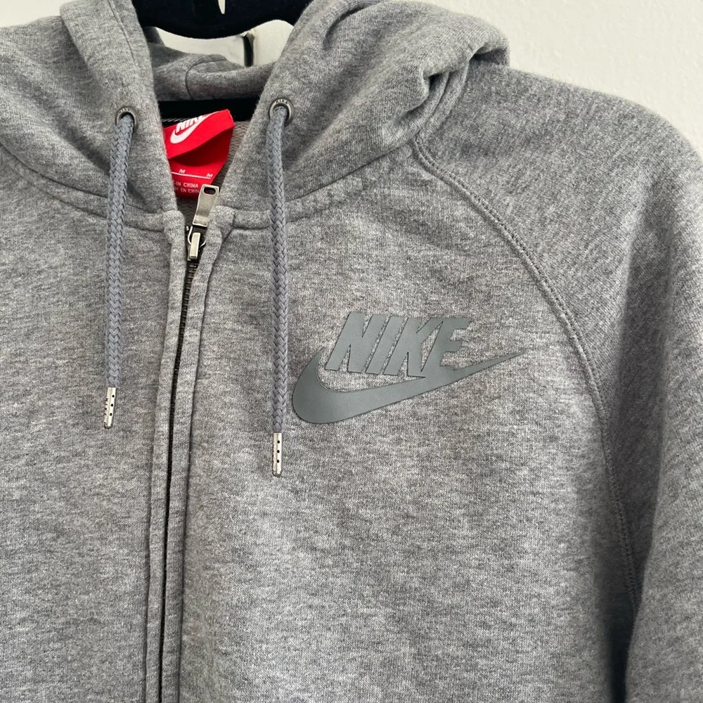 Nike Jacket - Picture 3 of 3